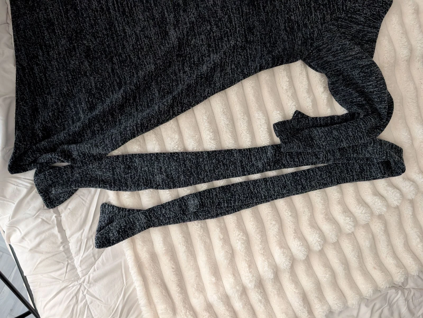 Superb heather grey asymmetrical sweater with matching scarf – photo 7